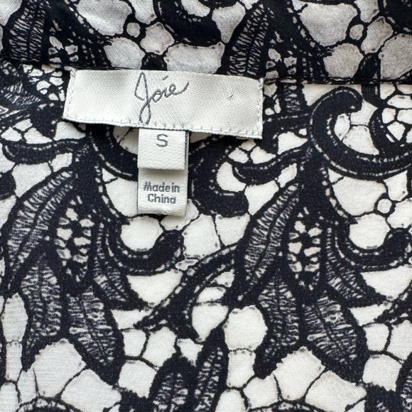 Joie Silk V-Neck Blouse Size Small - Picture 6 of 8